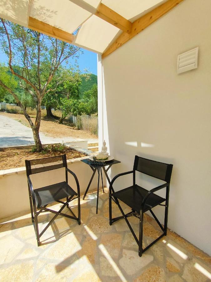 The Old Stables Apartment Vátos Dış mekan fotoğraf